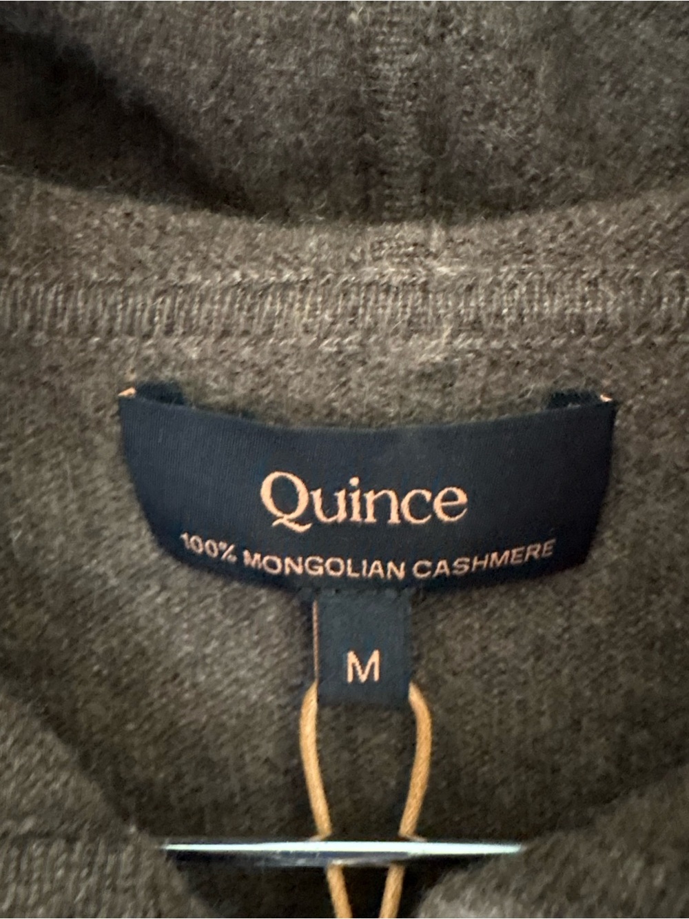 Quince Woman’s Brown Zip-Up 💯 % Mongolian Cashmere Hoodie - Picture 3 of 5